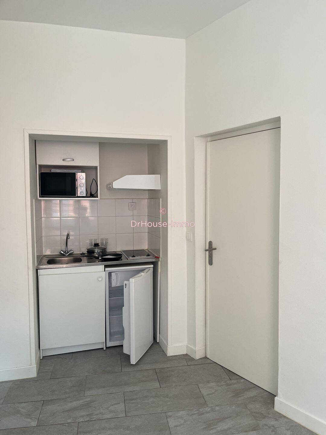 Appartement 1 pièce 17 m² · à Lille · 17 m² · 470 €/mois