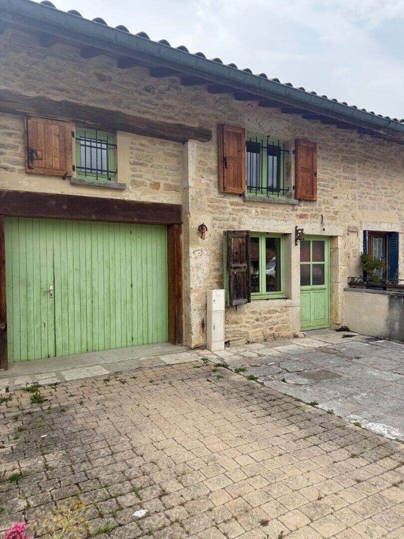 Maison 4 pièces 132 m² · à Corveissiat · 132,2 m² · 190 000 €