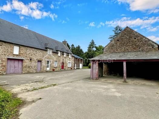 Maison à vendre 302 000 € 6 pièces 4 chambres 167 m² 15 000 m² de terrain Bazouges-la-Pérouse 35560