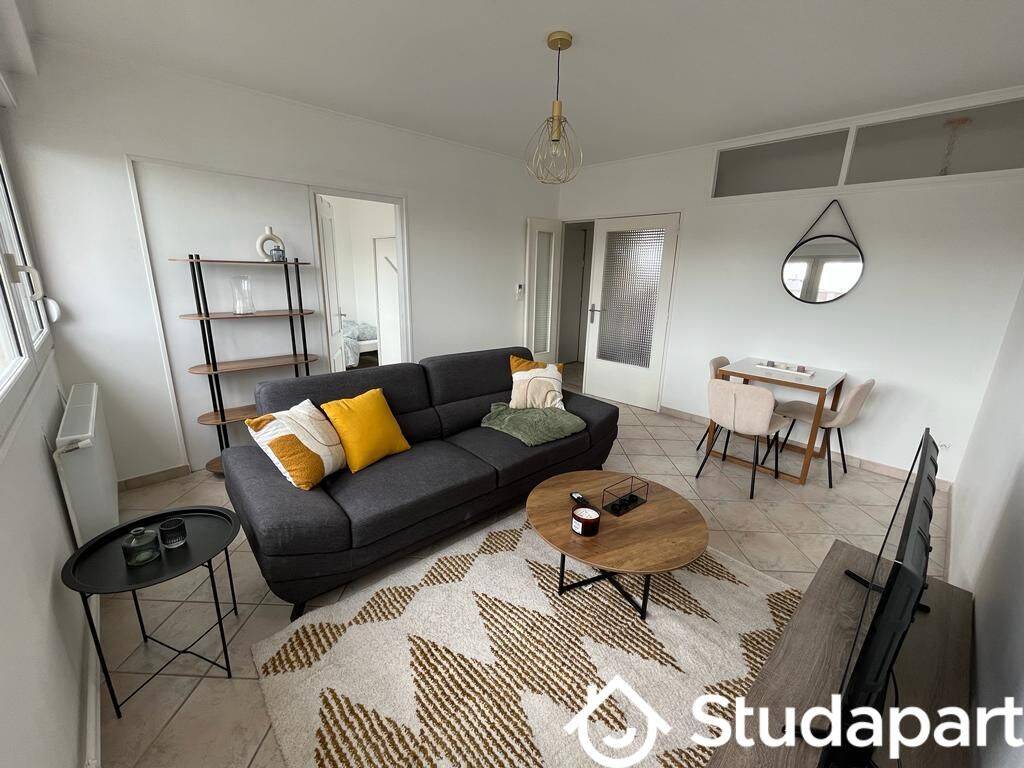 1 pièce 10 m² · à Metz · 10 m² · 610 €/mois