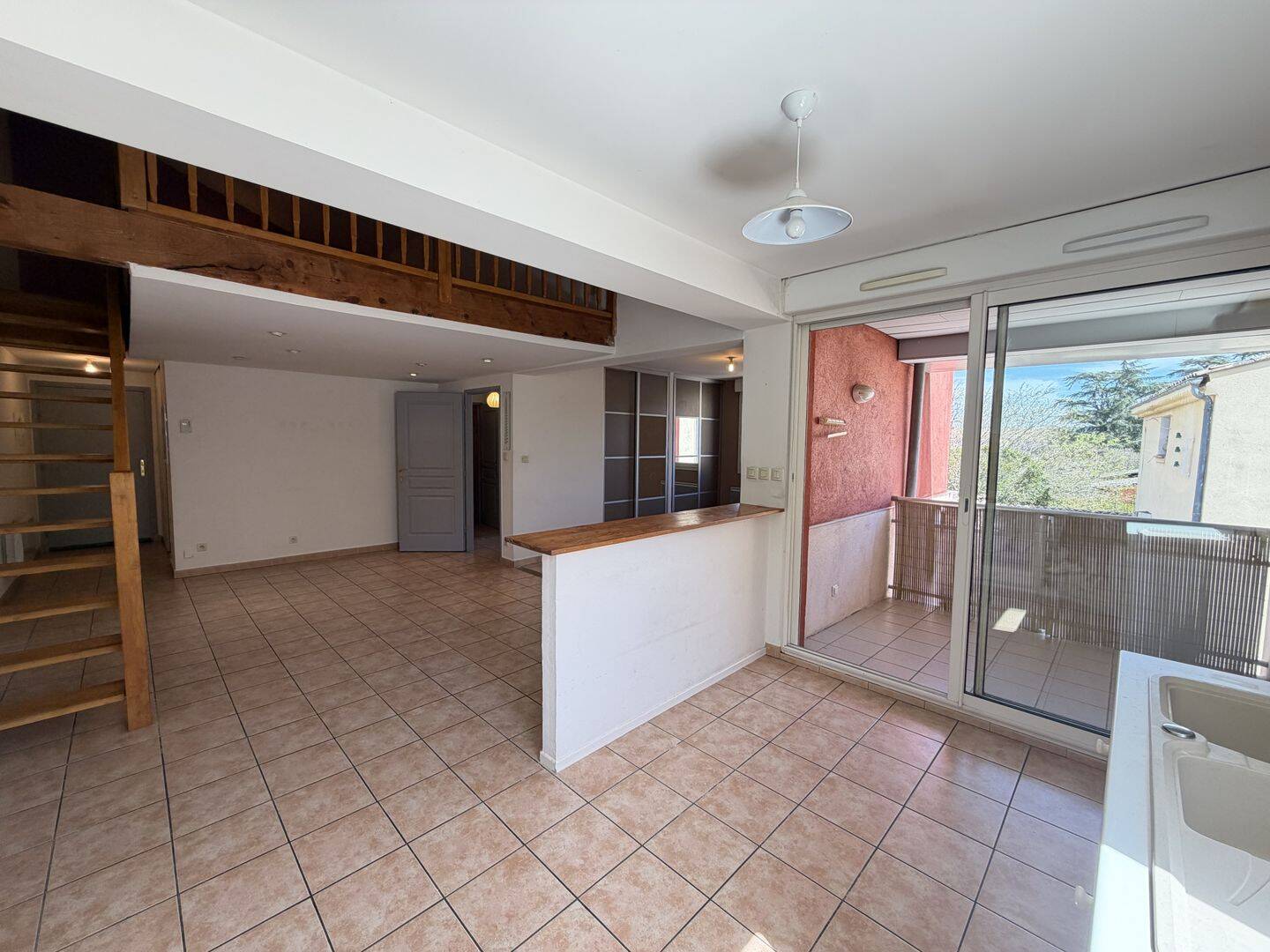 Appartement 3 pièces 87 m² · à Saint-Maximin-la-Sainte-Baume · 87 m² · 279 000 €