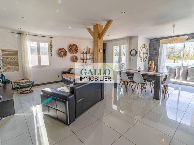 Maison à vendre 380 000 € 4 pièces 3 chambres 135 m² 633 m² de terrain Bonnefamille 38090