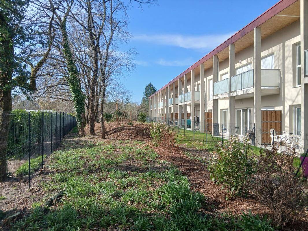 Appartement 2 pièces 45 m² · à Saint-Jean-d'Illac · 45 m² · 714 €