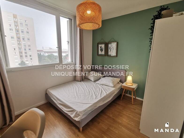 Appartement à louer 500 € 5 pièces 4 chambres RDC États-Unis Lyon 8ème 69008