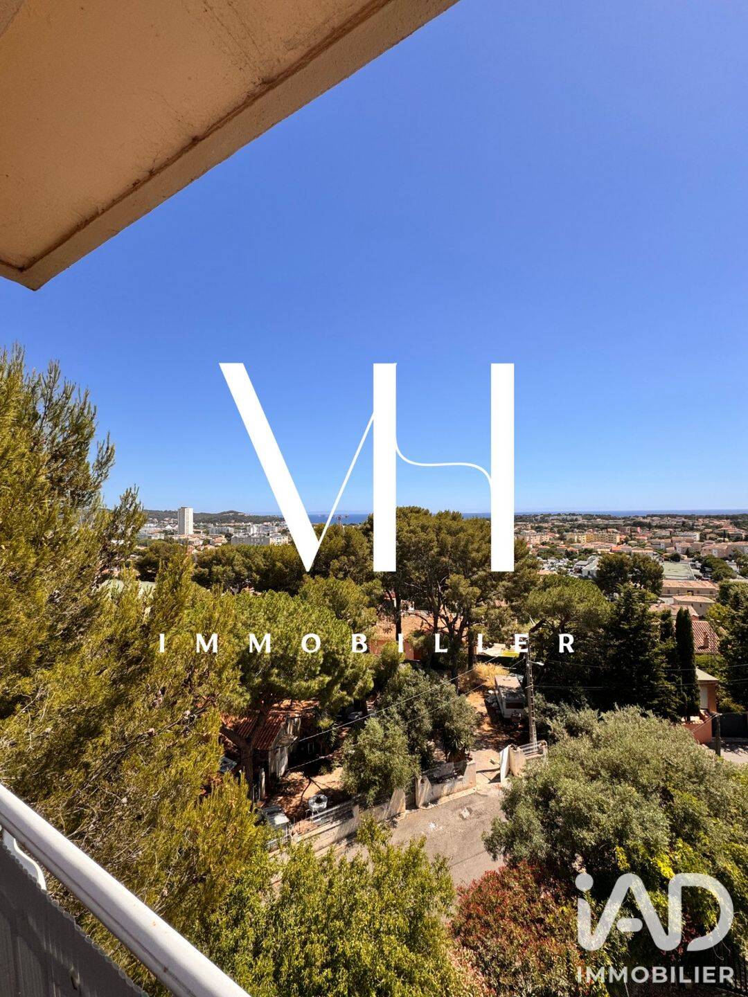 Appartement 3 pièces 56 m² · à La Seyne-sur-Mer · 55,7 m² · 988 €