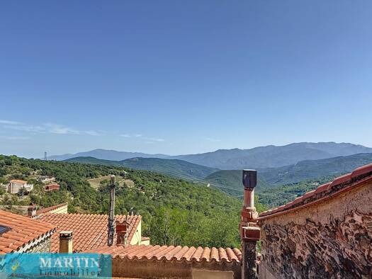 Maison à vendre 70 000 € 4 pièces 2 chambres 58 m² Saint-Marsal 66110