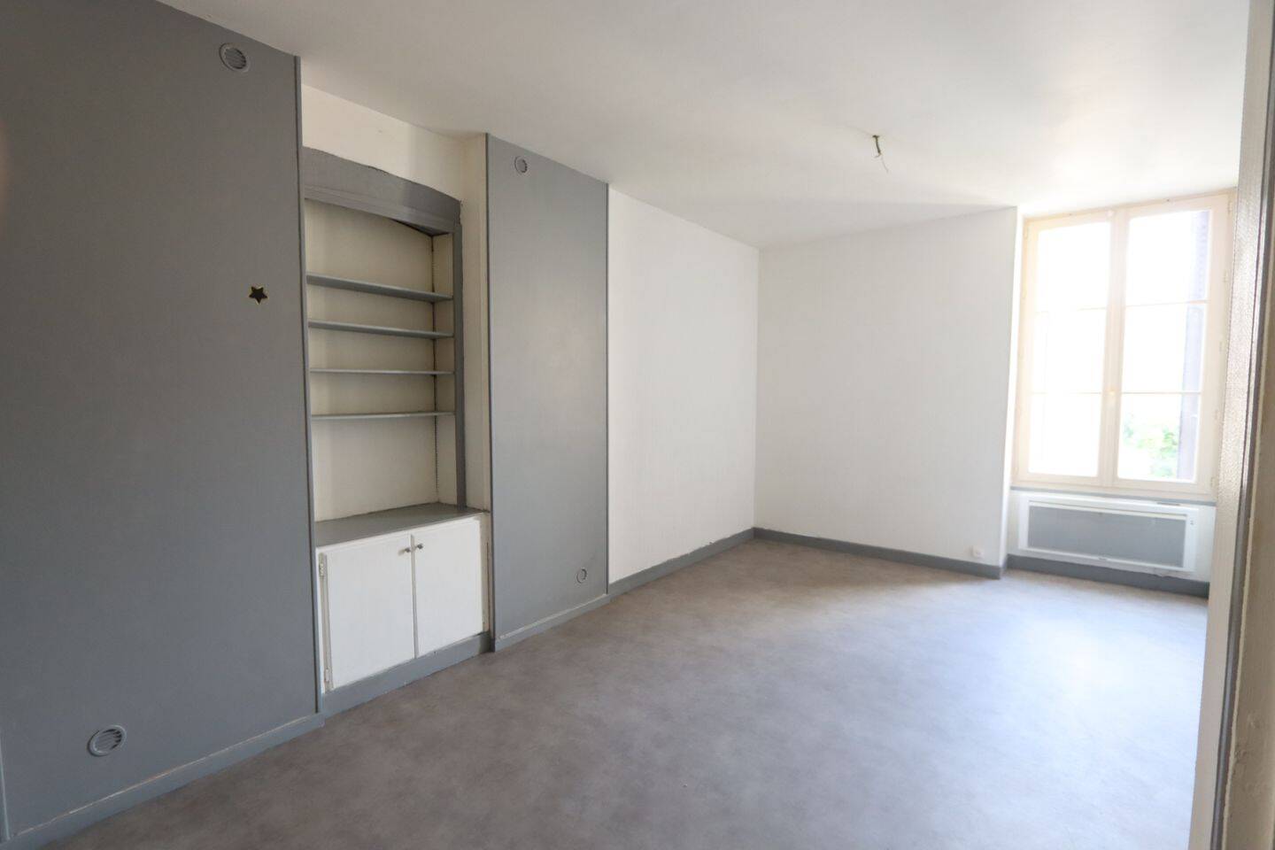 Appartement 3 pièces 75 m² · à La Charité-sur-Loire · 74,5 m² · 480 €