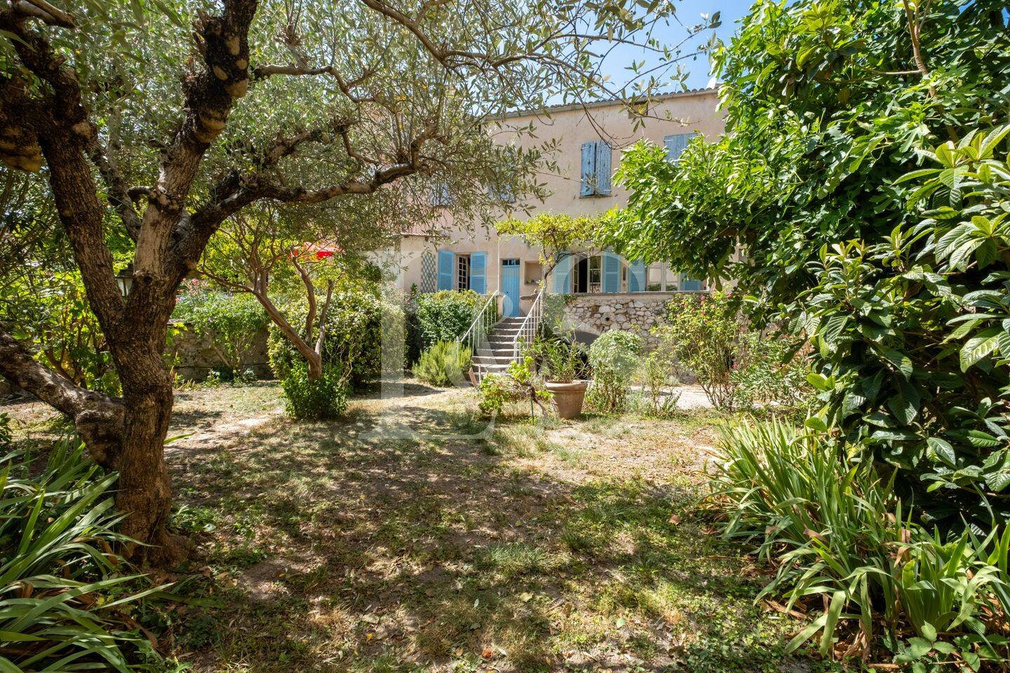 Maison 9 pièces 320 m² · à Buis-les-Baronnies · 320 m² · 510 000 €