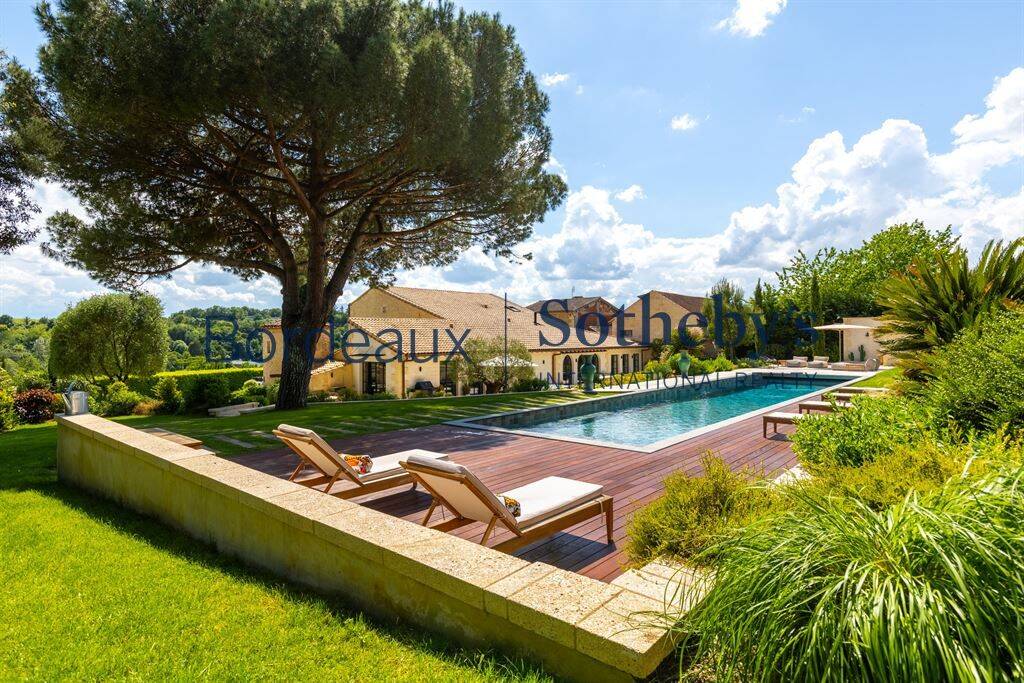 Maison 12 pièces 500 m² · à Bordeaux · 500 m² · 3 000 000 €