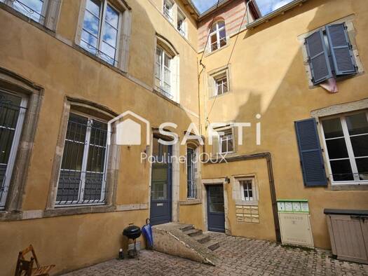 Immeuble à vendre 295 000 € 423 m² Est Mirecourt 88500