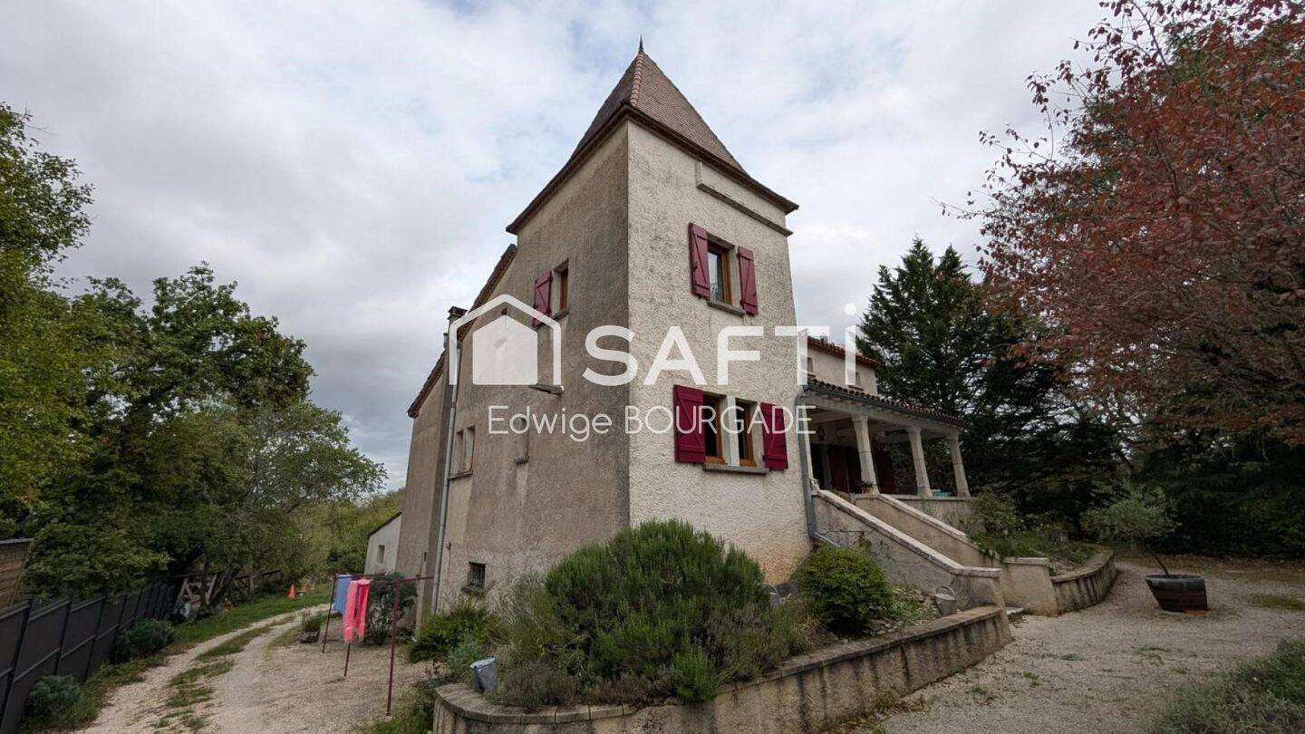 Maison 7 pièces 230 m² · à Cahors · 230 m² · 299 000 €