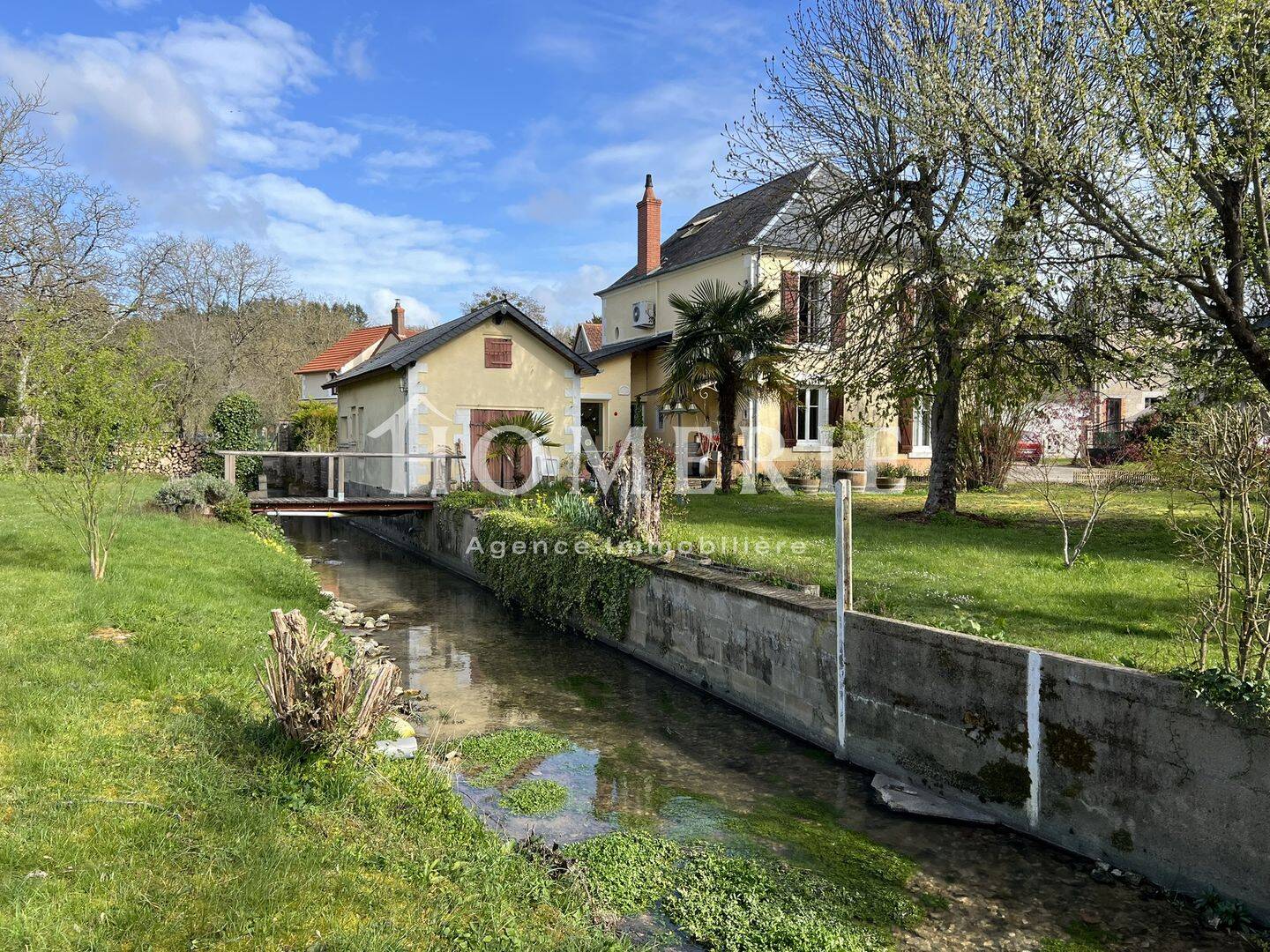 Maison 7 pièces 158 m² · à Sancerre · 158,3 m² · 286 000 €