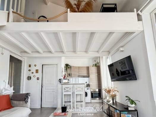 Duplex à vendre 215 000 € 2 pièces 1 chambre 47 m² Étage 4/5 Gratte Ciel Villeurbanne 69100