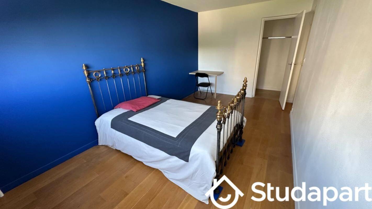 1 pièce 12 m² · à Tassin-la-Demi-Lune · 12 m² · 550 €/mois