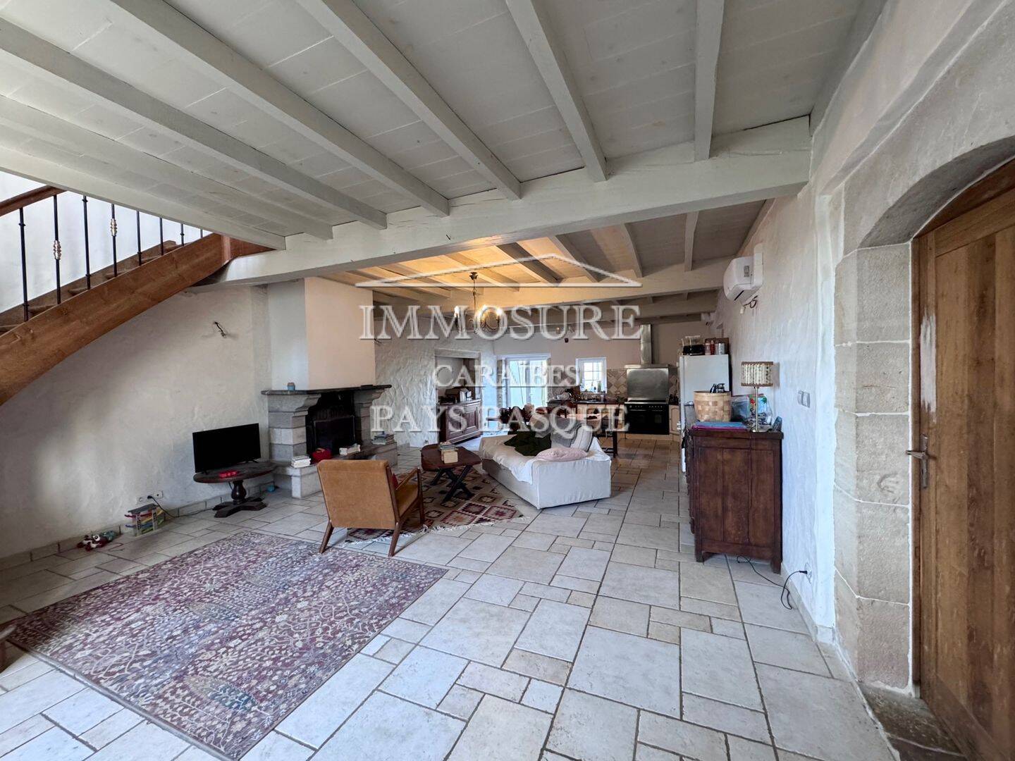 Maison 6 pièces 206 m² · à Bidache · 206 m² · 459 800 €