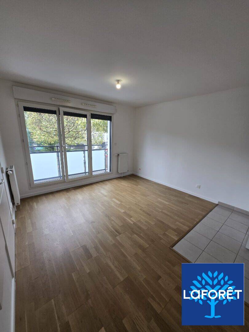 Appartement 1 pièce 24 m² · à Nogent-sur-Marne · 23,5 m² · 900 €