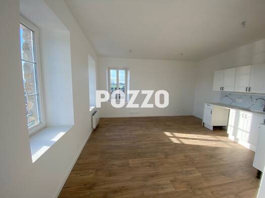 Appartement à louer 750 € 4 pièces 3 chambres 59 m² Étage 2/3 Sud Est Coutances 50200