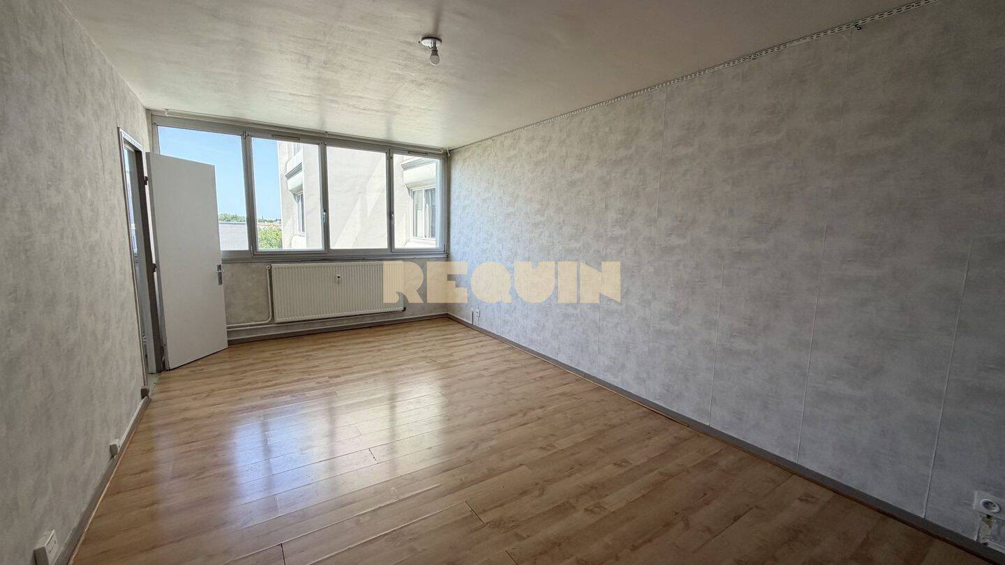 Appartement 4 pièces 75 m² · à Lille · 74,9 m² · 230 000 €