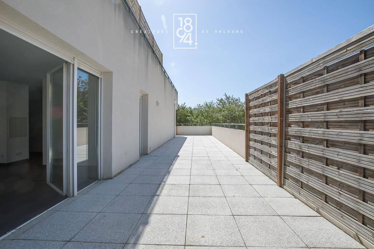Appartement 3 pièces 72 m² · à Marseille 10ème Arrondissement · 72 m² · 232 000 €