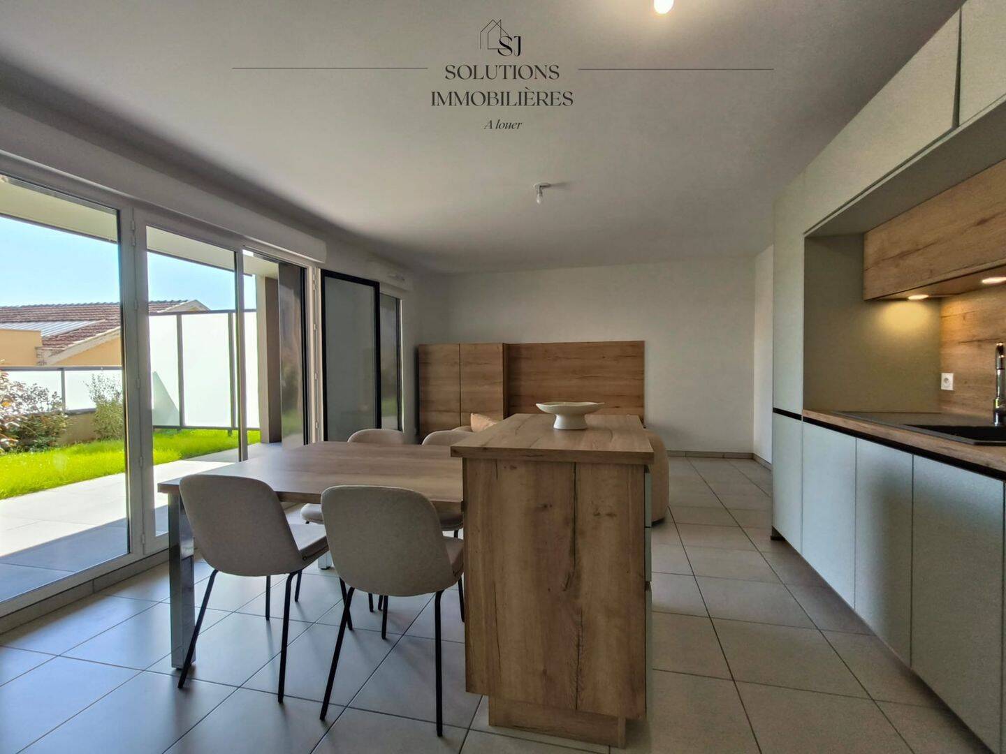 Appartement 3 pièces 65 m² · à Sainte-Colombe · 65,3 m² · 1 100 €