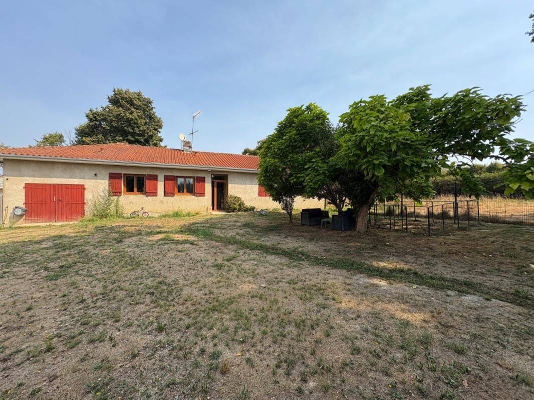 Maison 4 pièces 137 m² · à Aire-sur-l'Adour · 137 m² · 313 000 €