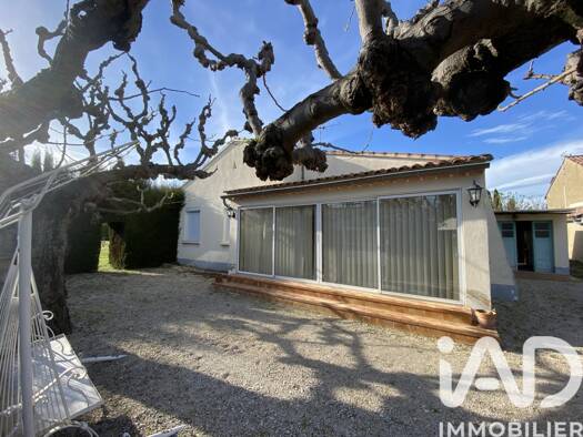 Maison de plain-pied à vendre 255 000 € 4 pièces 3 chambres 72 m² 3 136 m² de terrain Jonquières 84150