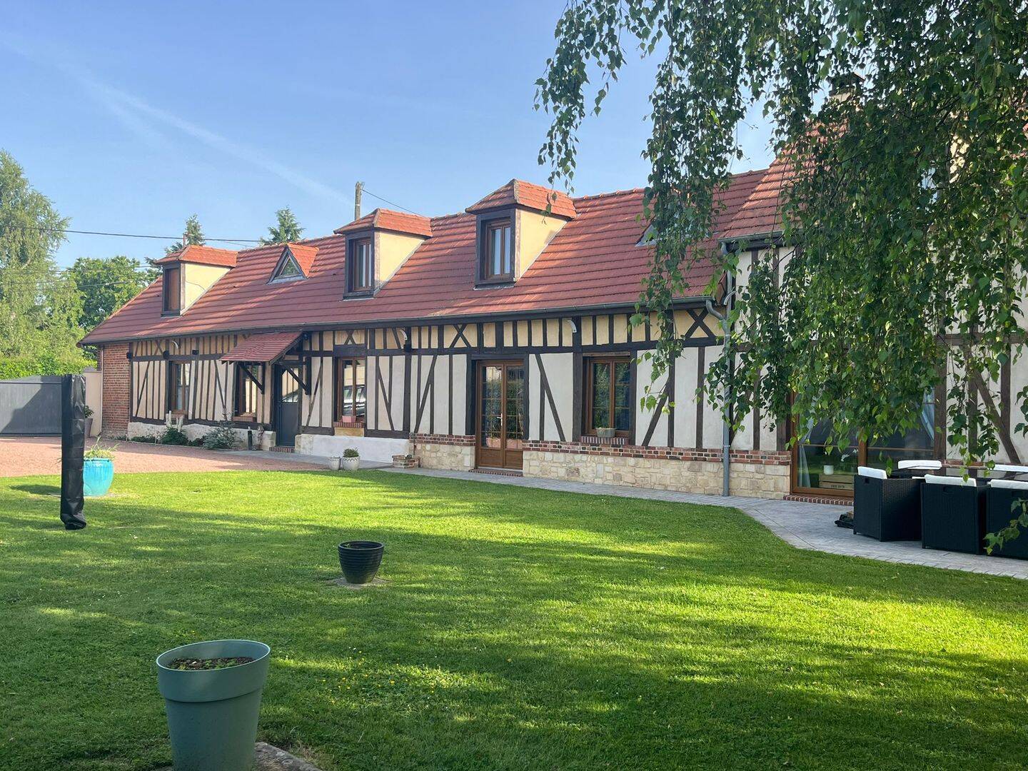 Maison 8 pièces 200 m² · à Le Coudray-sur-Thelle · 200 m² · 390 000 €