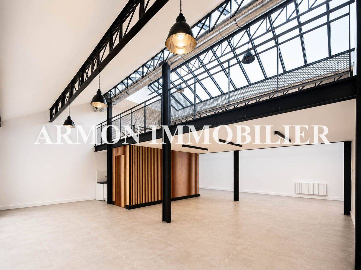 Appartement 2 pièces 155 m² · à Levallois-Perret · 155 m² · 5 750 €
