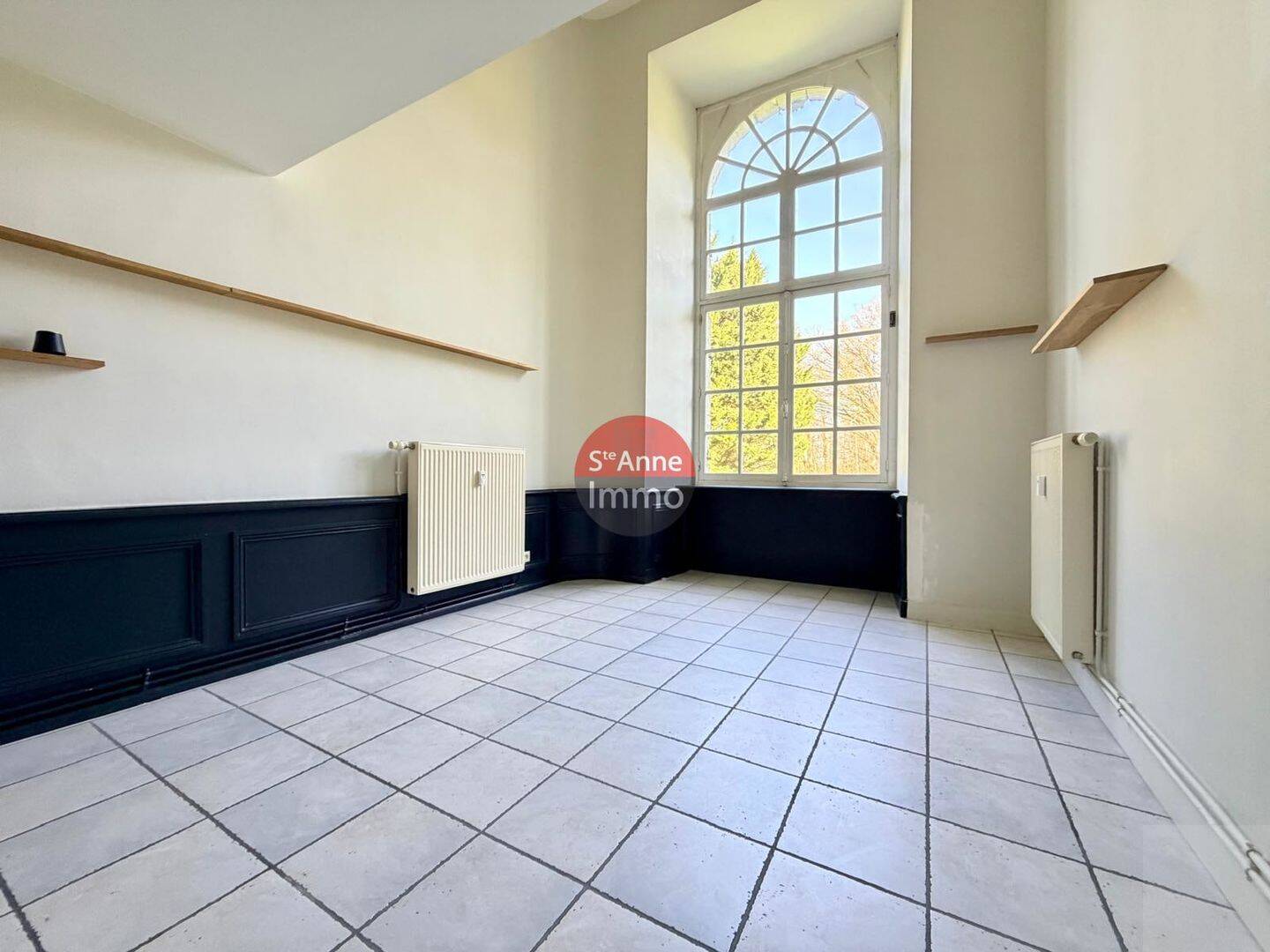 Appartement 5 pièces 98 m² · à Crouy-Saint-Pierre · 98 m² · 156 900 €