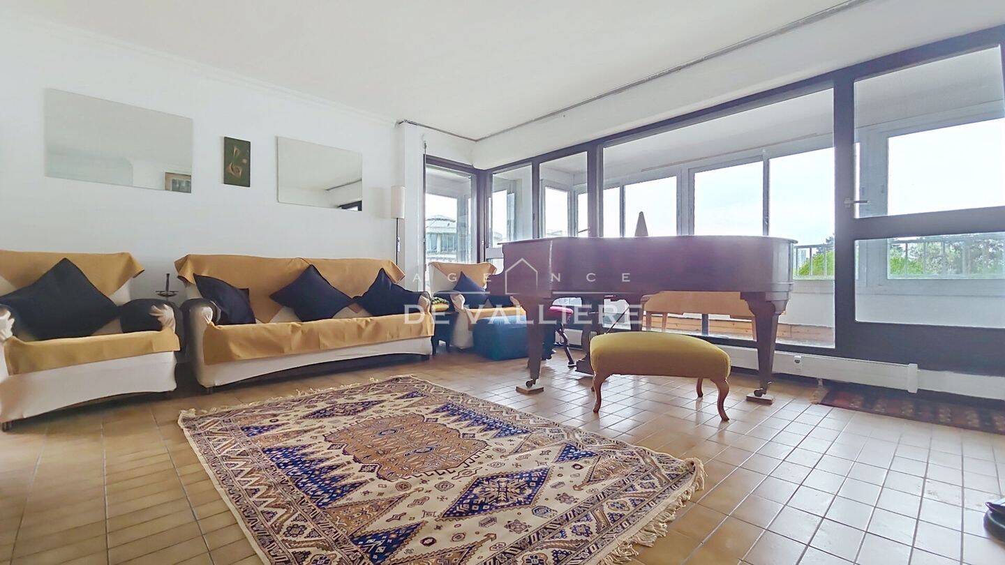5 pièces 110 m² · à Nanterre · 110 m² · 2 750 €