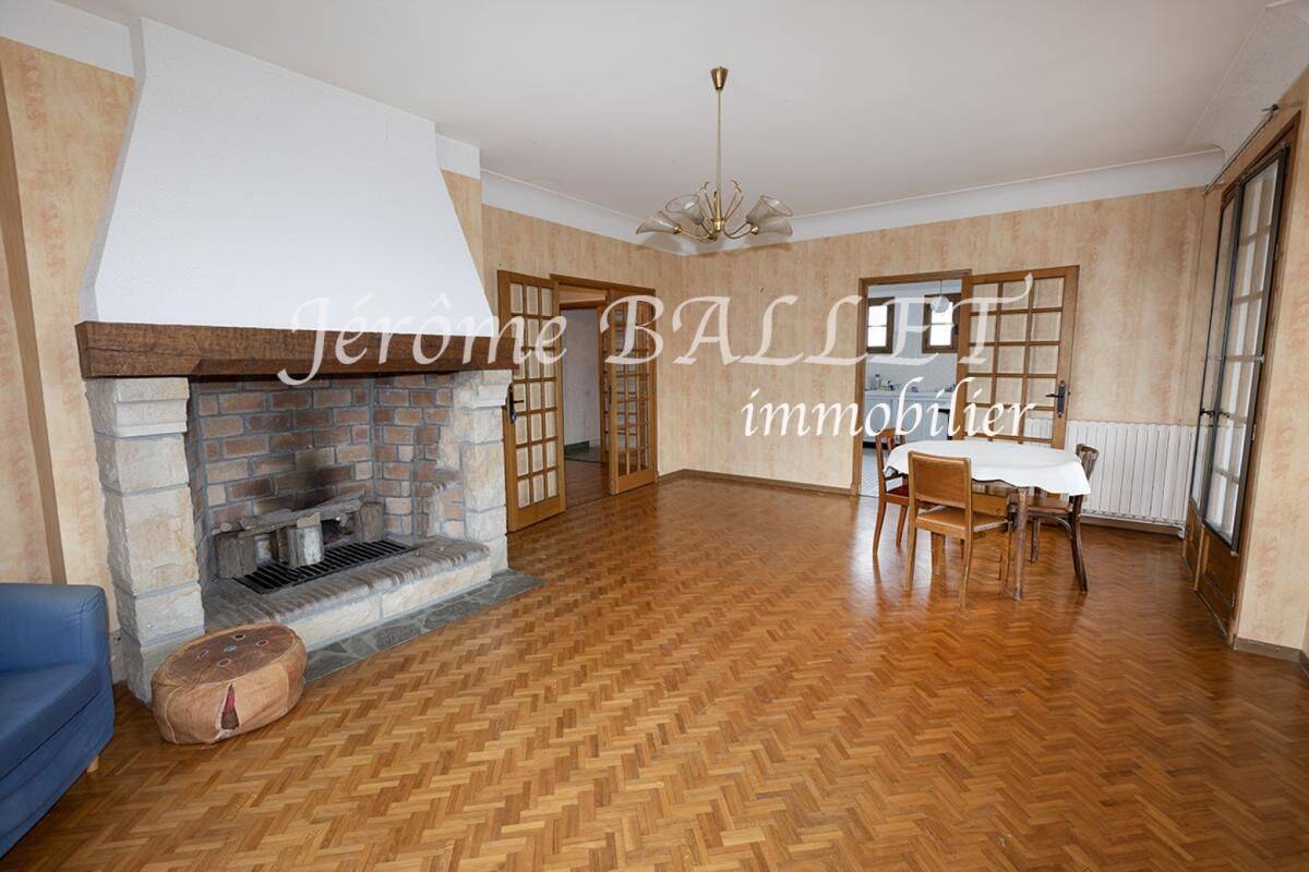 Maison 5 pièces 160 m² · à Naucelle · 160 m² · 182 000 €