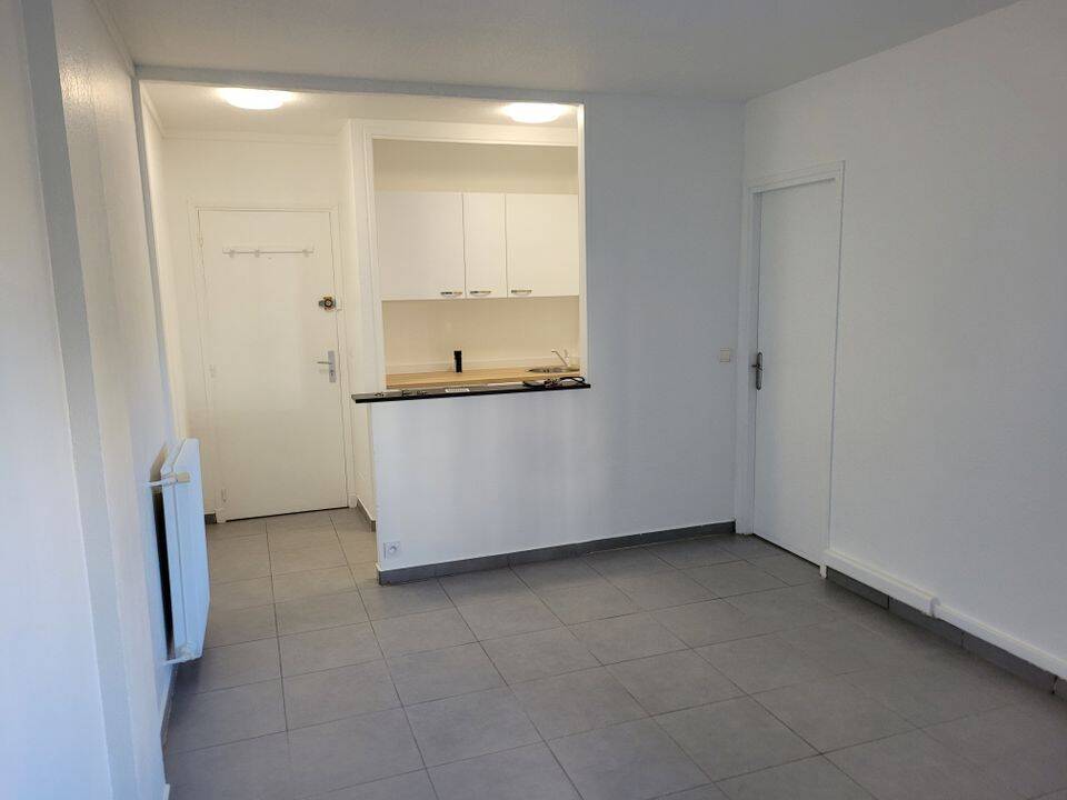 Appartement 1 pièce 25 m² · à Le Cannet · 25 m² · 700 €/mois