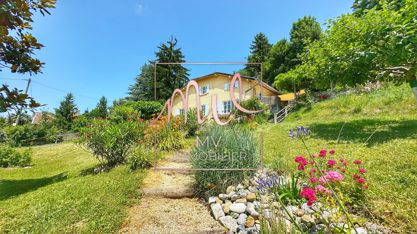 Maison 9 pièces 272 m² · à Voiron · 272 m² · 549 000 €