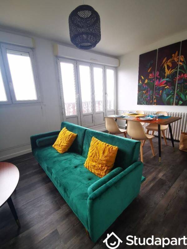 1 pièce 10 m² · à Le Mans · 10 m² · 420 €