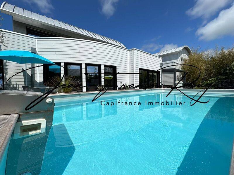 Maison 10 pièces 320 m² · à Agon-Coutainville · 320 m² · 990 000 €