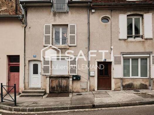 Duplex à vendre 150 000 € 5 pièces 3 chambres 86 m² 1er étage Centre Lons-le-Saunier 39000
