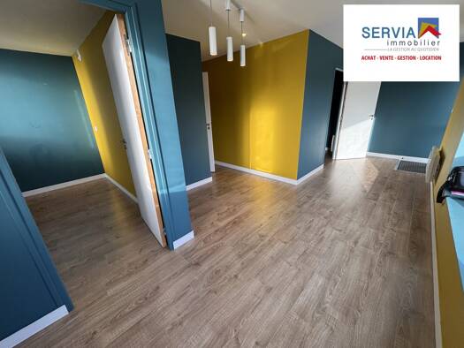 Local commercial à louer 600 € 46 m² de surface de vente Gestel 56530