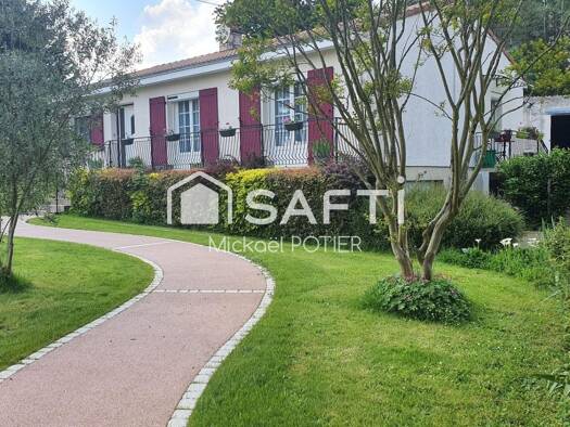 Maison à vendre 279 000 € 6 pièces 4 chambres 108 m² 2 800 m² de terrain Saint-Vincent-sur-Graon 85540