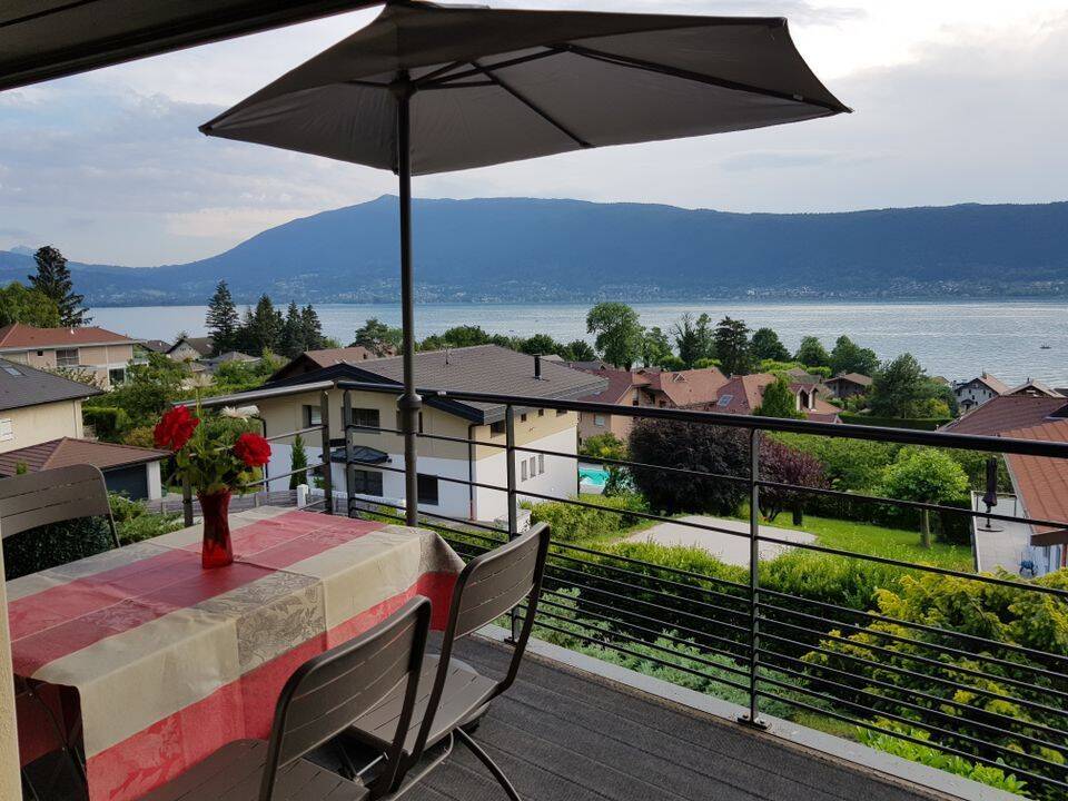Appartement 2 pièces 44 m² · à Veyrier-du-Lac · 44 m² · 1 380 €/mois