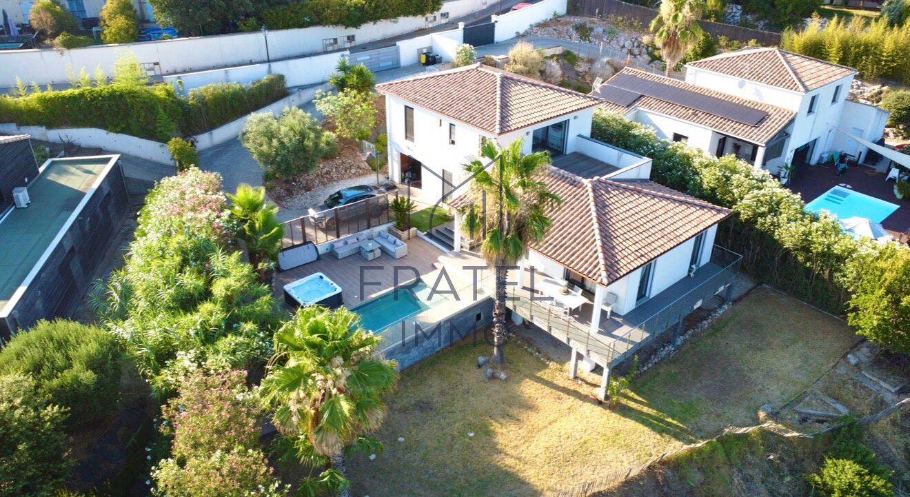 Maison 5 pièces 160 m² · à Juvignac · 160 m² · 3 800 €