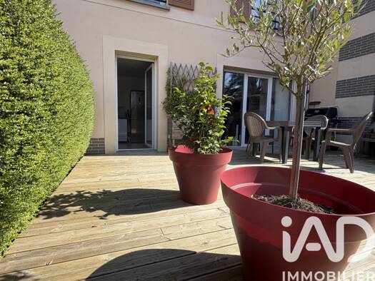 Duplex à vendre 271 000 € 4 pièces 2 chambres 70 m² La Queue-les-Yvelines 78940