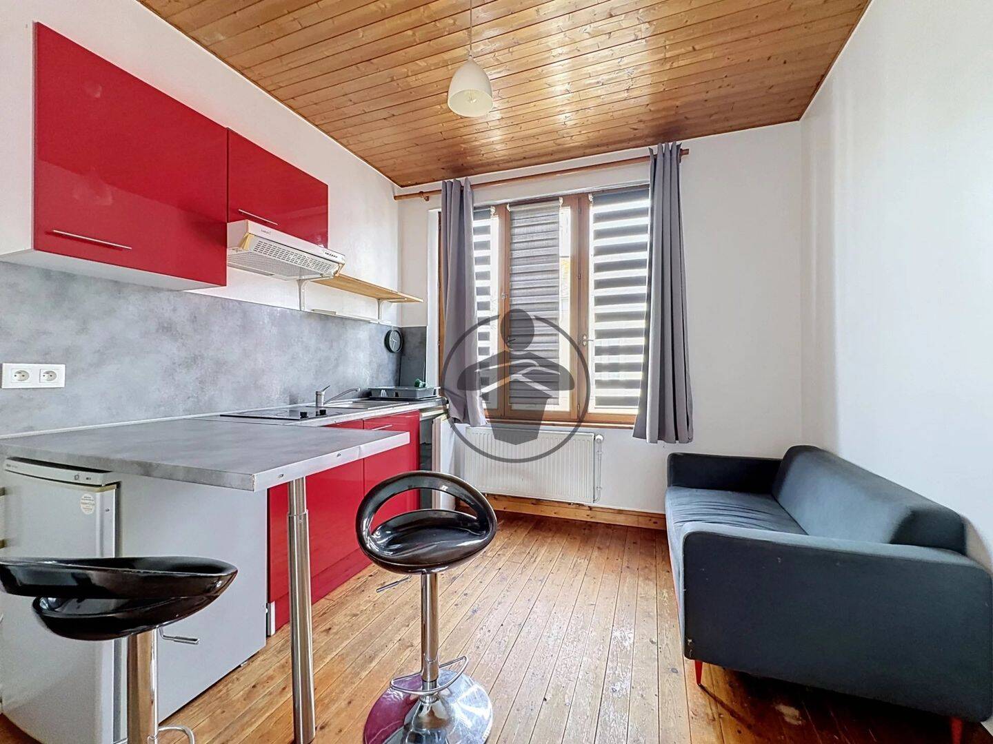 Appartement 2 pièces 28 m² · à Saint-Quentin · 27,7 m² · 360 €
