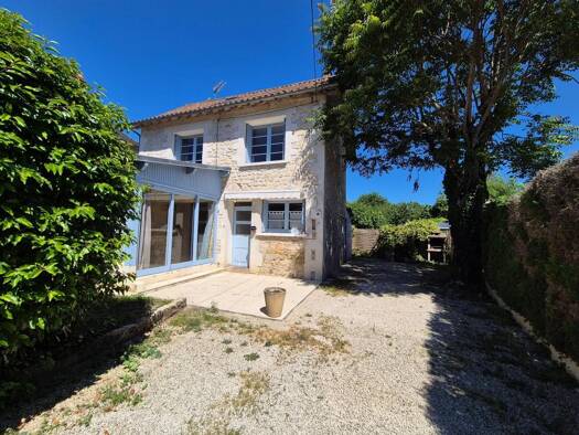 Maison à vendre 154 000 € 4 pièces 3 chambres 83 m² 231 m² de terrain Rural Terrasson-Lavilledieu 24120
