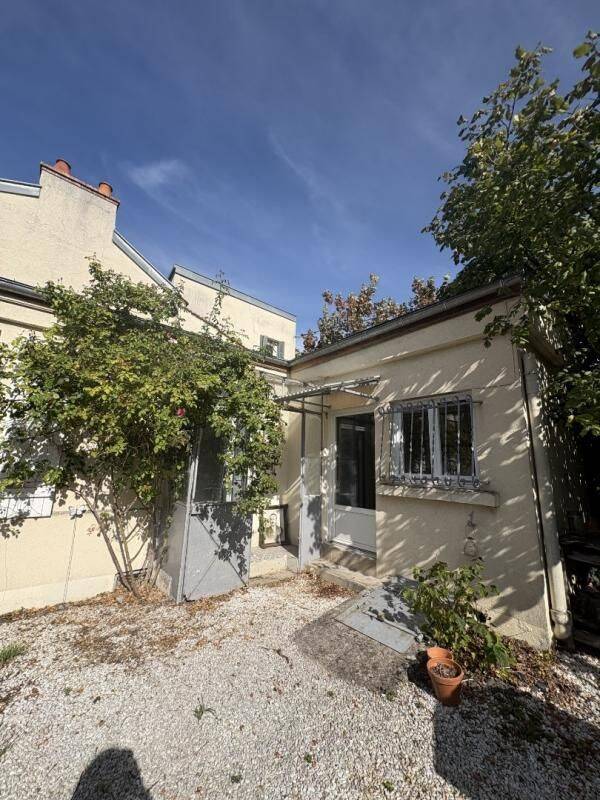 Maison 1 pièce 30 m² · à Dijon · 30 m² · 610 €/mois