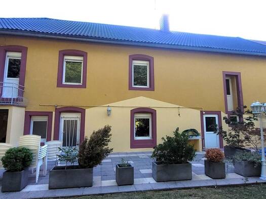 Maison à vendre 225 000 € 6 pièces 5 chambres 179 m² 859 m² de terrain Niderviller 57565