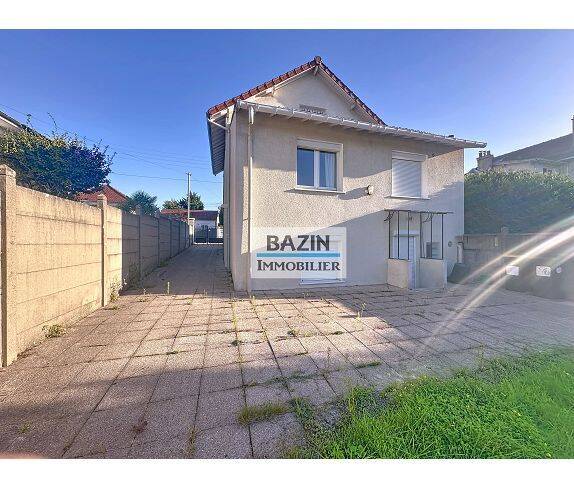 Maison 5 pièces 106 m² · à Sainte-Geneviève-des-Bois · 106 m² · 345 000 €