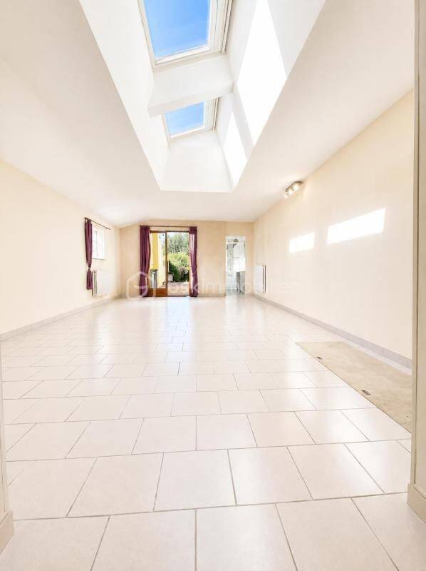 Maison 4 pièces 115 m² · à Seiches-sur-le-Loir · 115 m² · 179 000 €
