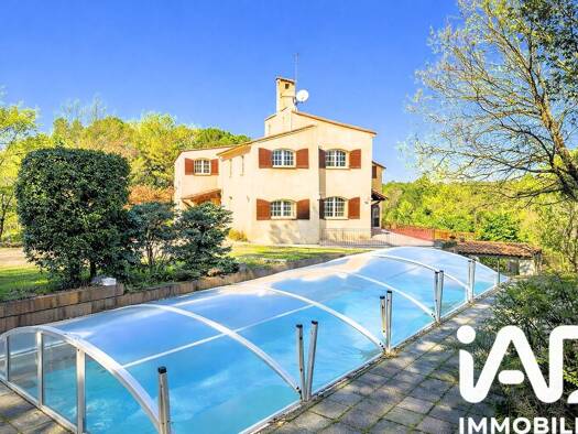 Maison à vendre 924 000 € 8 pièces 6 chambres 226 m² 6 197 m² de terrain Campagne Ouest-Zone Industrielle-Rastel-Ponteils Éguilles 13510