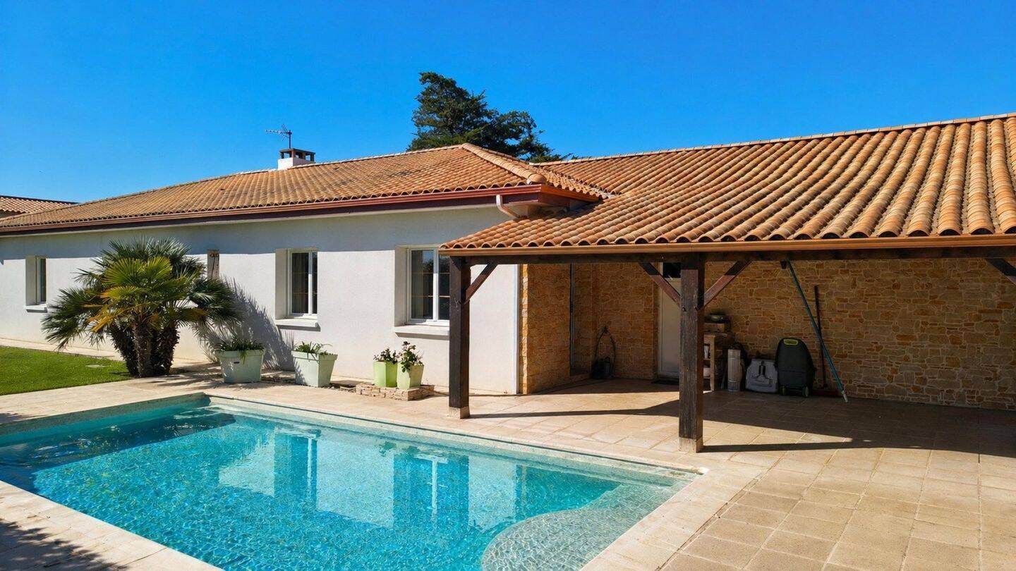 Maison 7 pièces 199 m² · à Talmont-Saint-Hilaire · 199 m² · 640 000 €