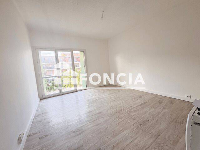 Appartement 1 pièce 30 m² · à Toulon · 30 m² · 432 €